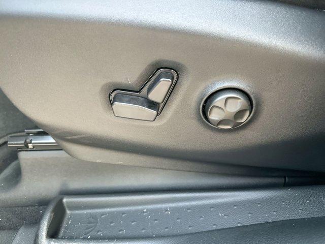 new 2026 Chrysler Pacifica car, priced at $38,571