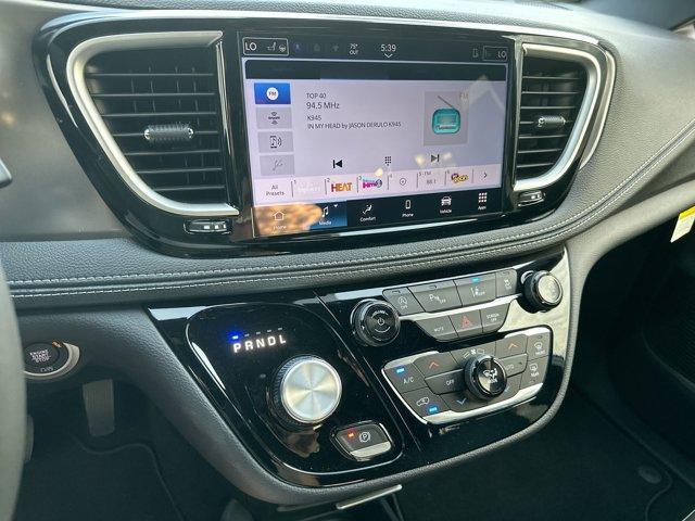 new 2026 Chrysler Pacifica car, priced at $38,571