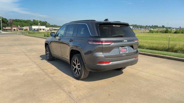 new 2024 Jeep Grand Cherokee car, priced at $45,295