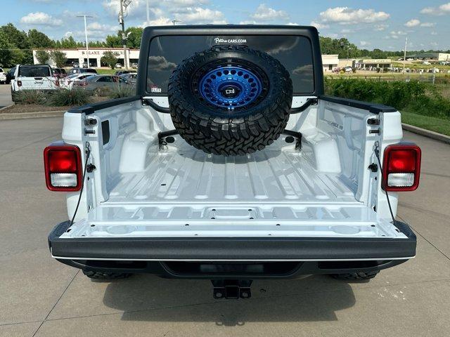 new 2025 Jeep Gladiator car, priced at $57,995