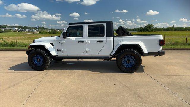 new 2025 Jeep Gladiator car, priced at $57,995