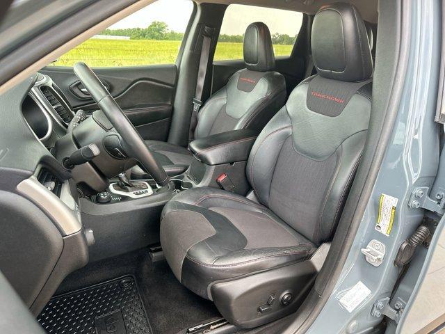 used 2014 Jeep Cherokee car, priced at $15,138
