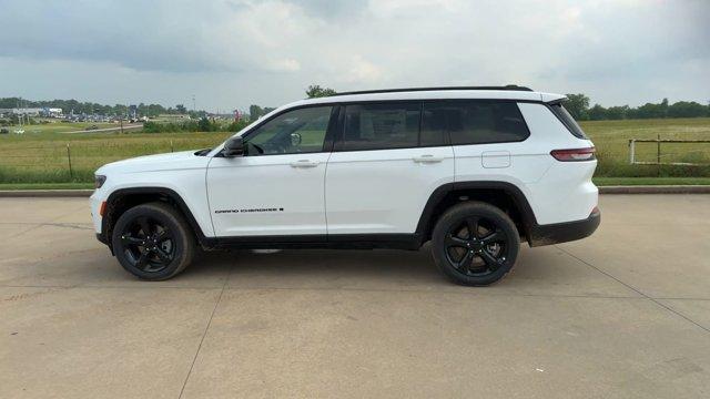 new 2024 Jeep Grand Cherokee L car, priced at $39,439