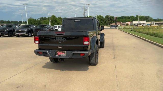 used 2022 Jeep Gladiator car, priced at $34,000