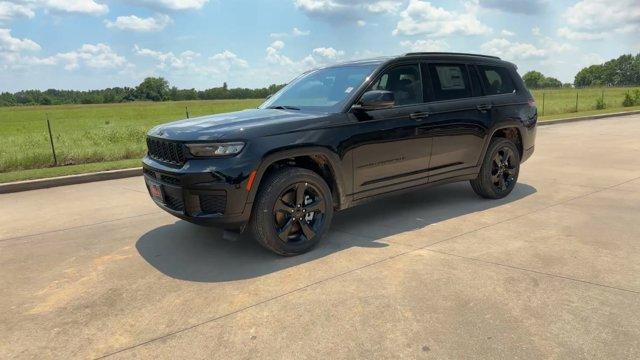 new 2024 Jeep Grand Cherokee L car, priced at $44,357