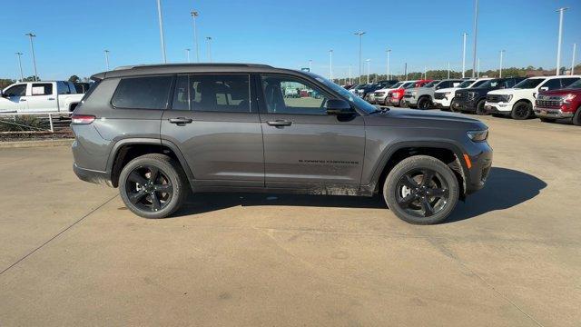 new 2025 Jeep Grand Cherokee L car, priced at $44,195