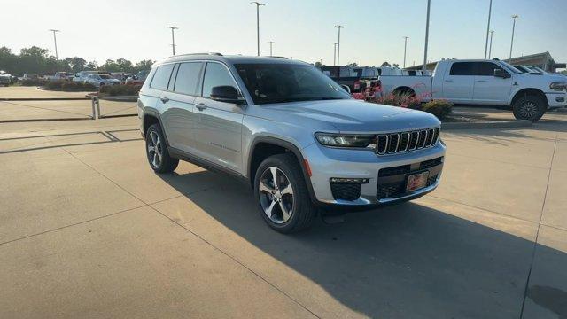 new 2024 Jeep Grand Cherokee L car, priced at $54,247