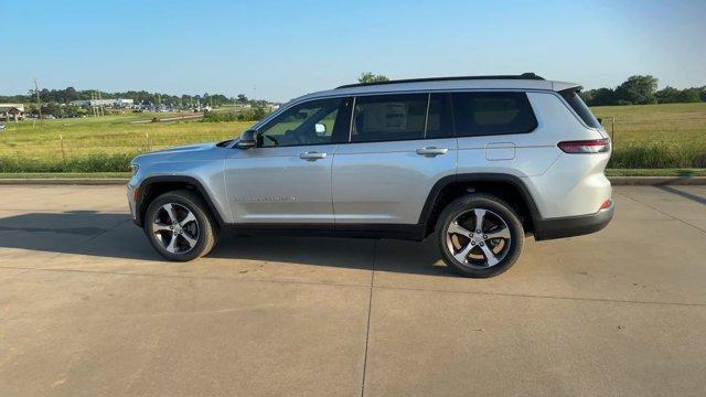 new 2024 Jeep Grand Cherokee L car, priced at $54,247