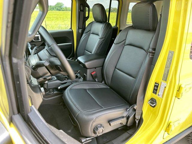 used 2022 Jeep Wrangler Unlimited car, priced at $47,000