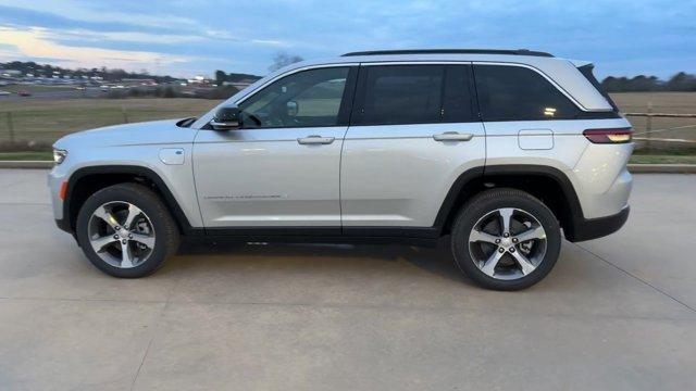 new 2024 Jeep Grand Cherokee 4xe car, priced at $48,995