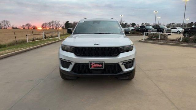 new 2025 Jeep Grand Cherokee car, priced at $45,306