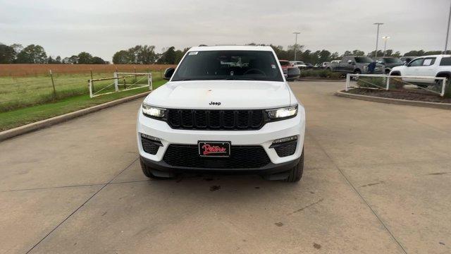 new 2025 Jeep Grand Cherokee car, priced at $48,688