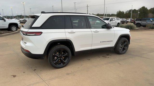 new 2025 Jeep Grand Cherokee car, priced at $48,688