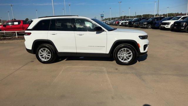 new 2025 Jeep Grand Cherokee car, priced at $34,995