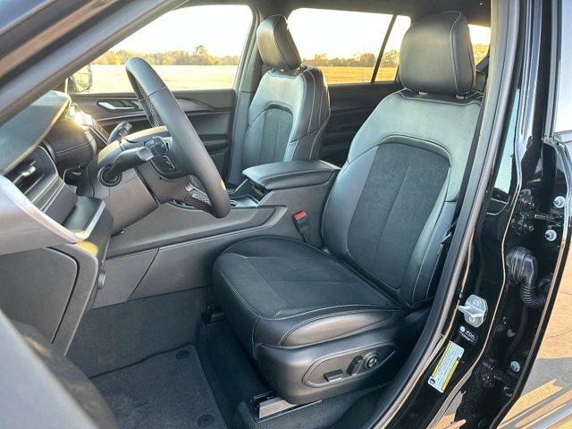 new 2025 Jeep Grand Cherokee L car, priced at $43,710