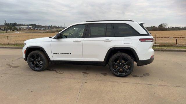 new 2025 Jeep Grand Cherokee car, priced at $44,788