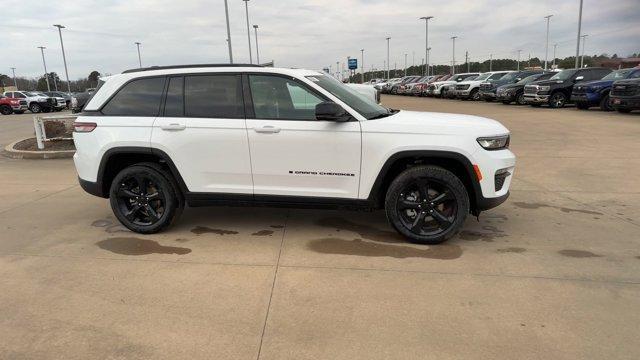 new 2025 Jeep Grand Cherokee car, priced at $44,788