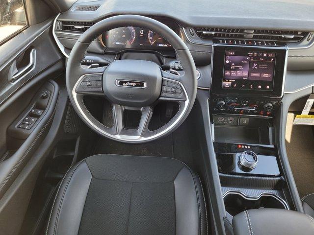 new 2025 Jeep Grand Cherokee car, priced at $46,131