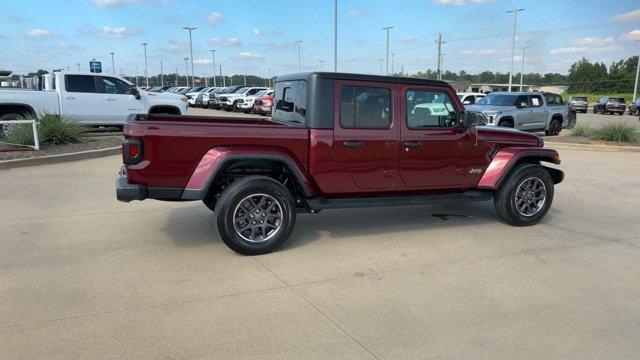 used 2022 Jeep Gladiator car, priced at $40,995