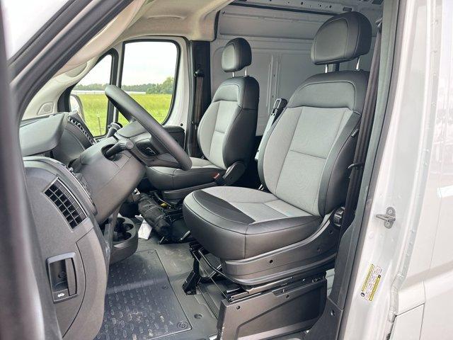 new 2025 Ram ProMaster 2500 car, priced at $47,995