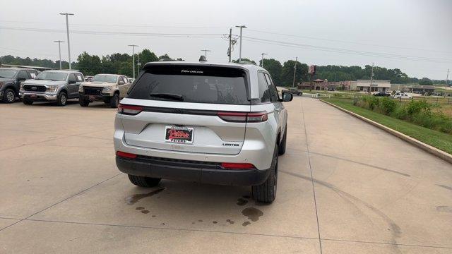 new 2025 Jeep Grand Cherokee car, priced at $46,879
