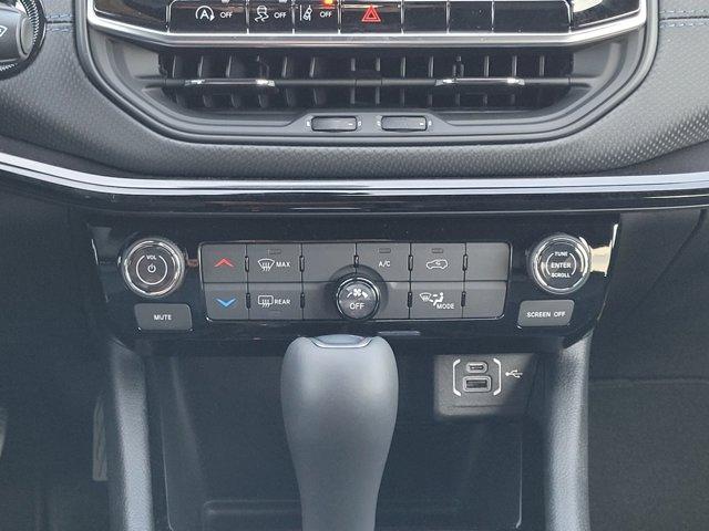 new 2026 Jeep Compass car, priced at $31,995