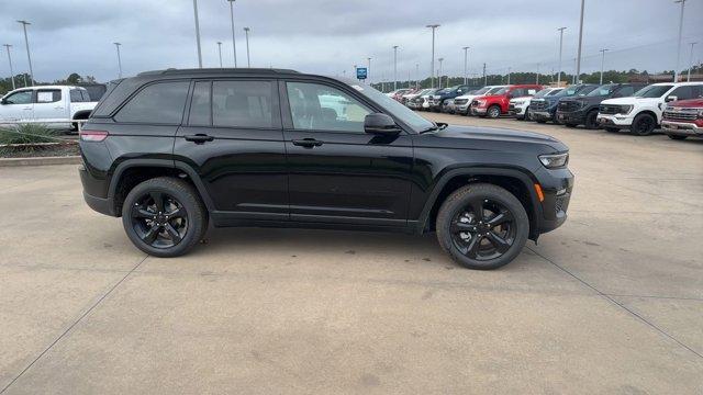 new 2025 Jeep Grand Cherokee car, priced at $47,306