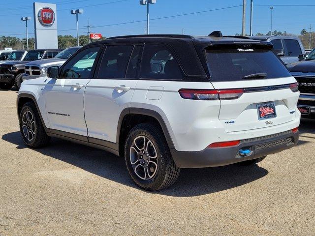 new 2022 Jeep Grand Cherokee 4xe car, priced at $48,995