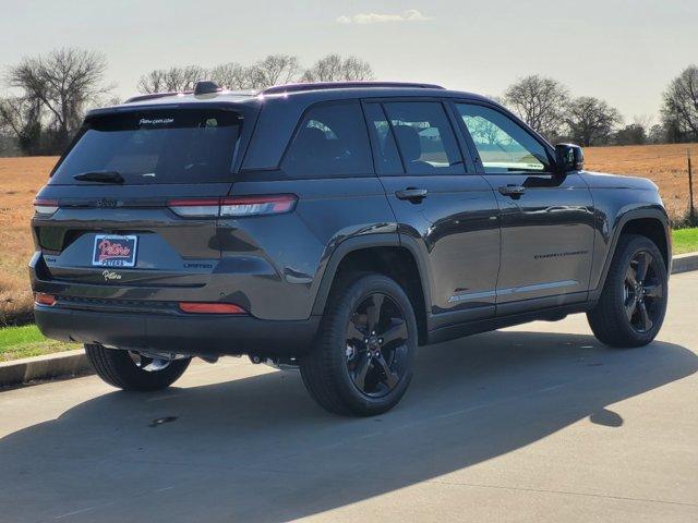 new 2025 Jeep Grand Cherokee car, priced at $49,495