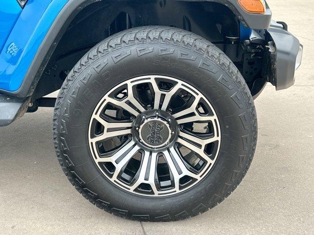 used 2021 Jeep Gladiator car, priced at $35,995