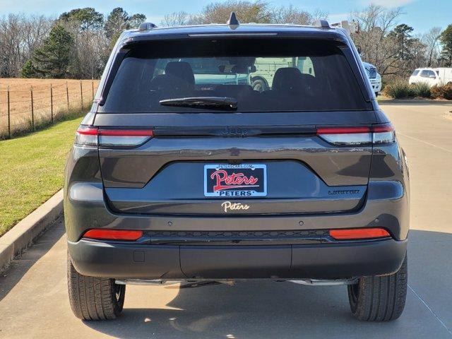 new 2025 Jeep Grand Cherokee car, priced at $46,002