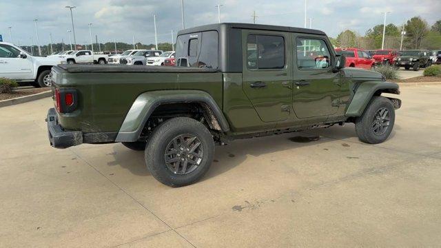 new 2024 Jeep Gladiator car, priced at $44,742