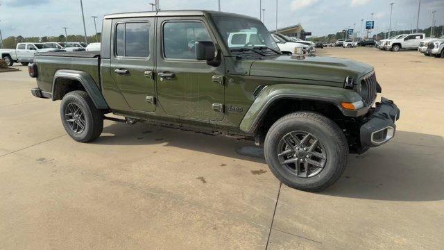 new 2024 Jeep Gladiator car, priced at $44,742