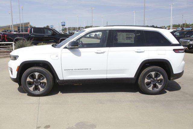 new 2022 Jeep Grand Cherokee 4xe car, priced at $39,995