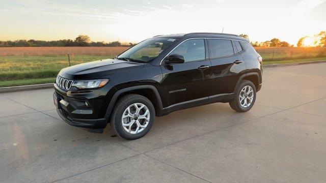 new 2025 Jeep Compass car, priced at $27,392