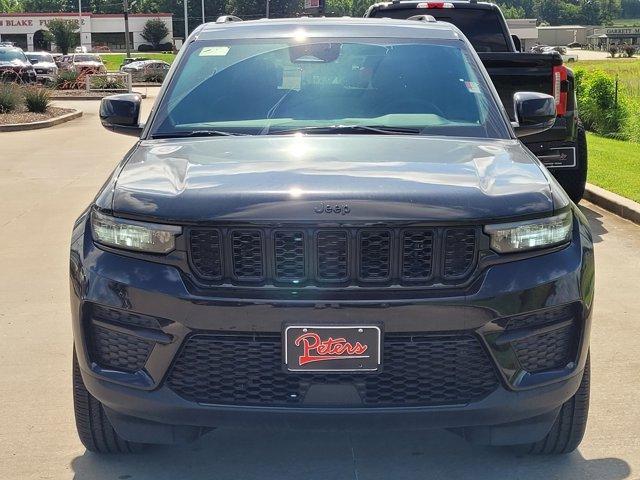 new 2025 Jeep Grand Cherokee car, priced at $44,137