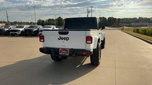 new 2024 Jeep Gladiator car, priced at $59,996