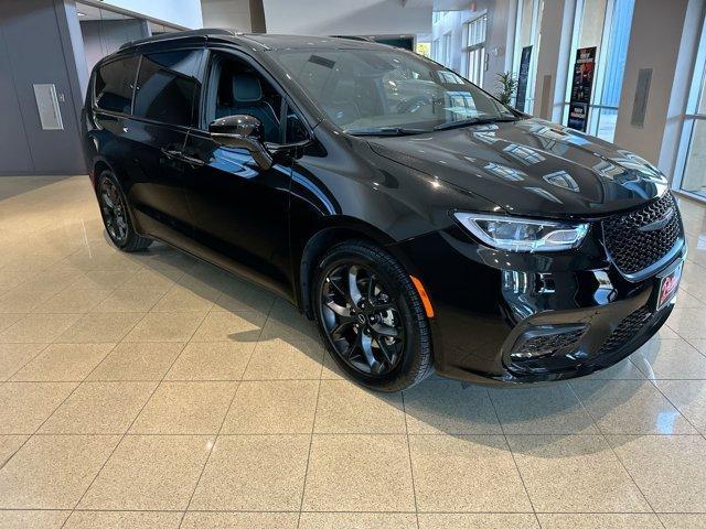 new 2026 Chrysler Pacifica car, priced at $50,578
