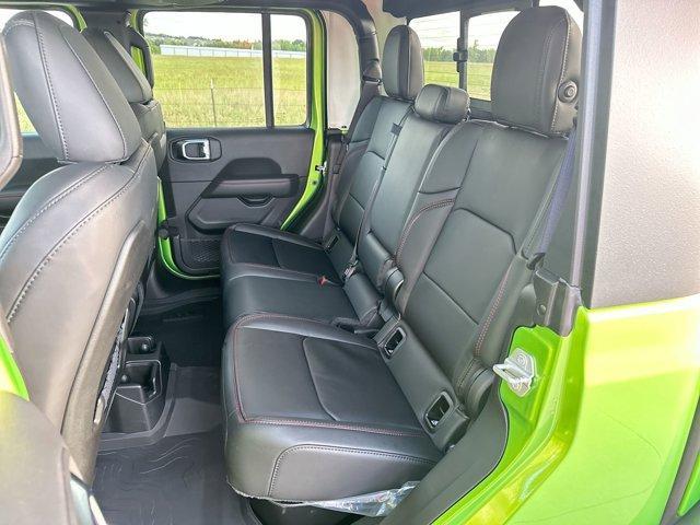 new 2025 Jeep Gladiator car, priced at $60,040