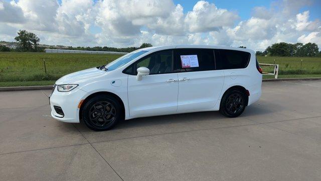 used 2022 Chrysler Pacifica Hybrid car, priced at $24,995