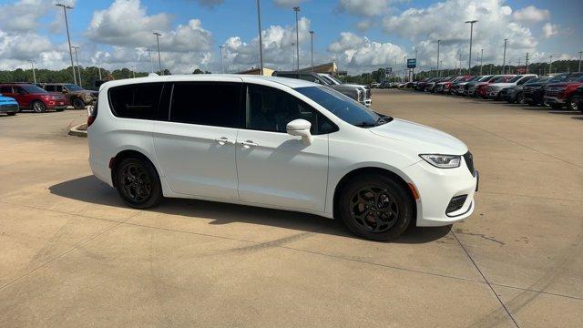 used 2022 Chrysler Pacifica Hybrid car, priced at $24,995
