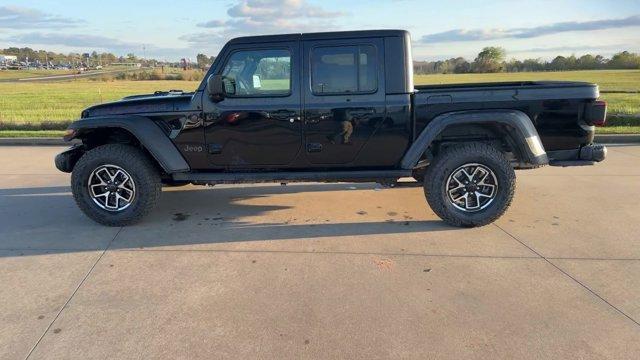 new 2024 Jeep Gladiator car, priced at $58,620