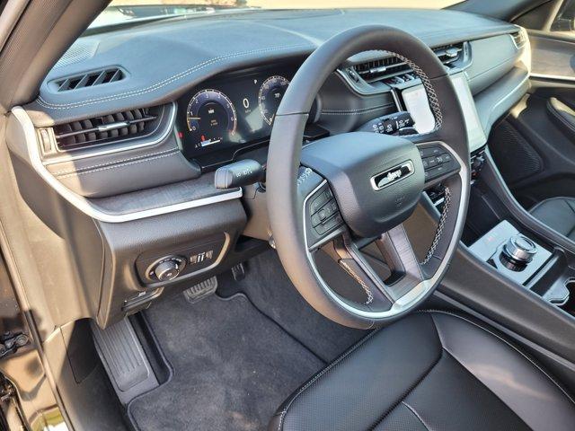 new 2025 Jeep Grand Cherokee car, priced at $49,873