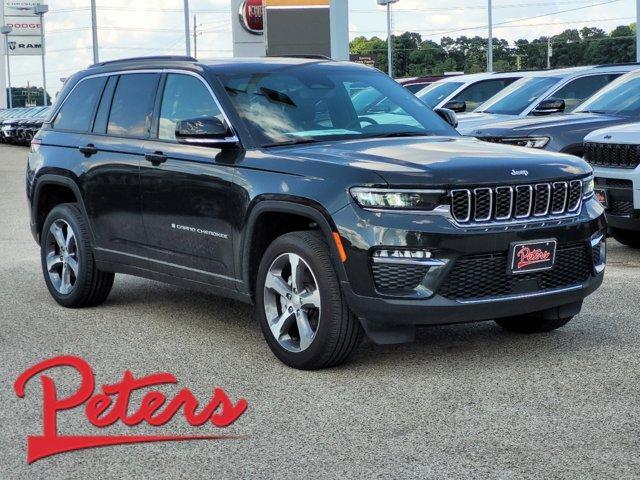 new 2024 Jeep Grand Cherokee car, priced at $46,313