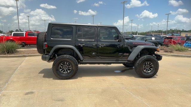 used 2022 Jeep Wrangler Unlimited car, priced at $40,495