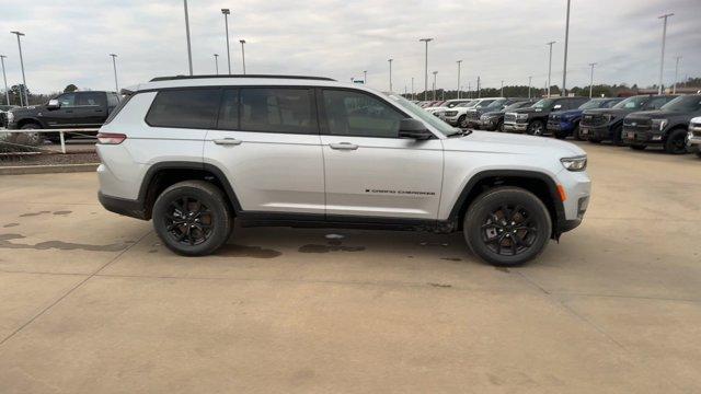 new 2025 Jeep Grand Cherokee L car, priced at $41,634