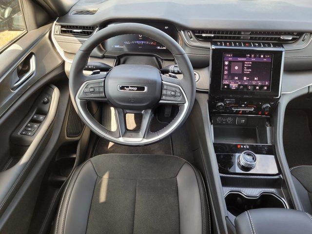 new 2025 Jeep Grand Cherokee L car, priced at $42,995