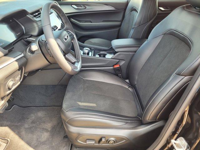 new 2025 Jeep Grand Cherokee L car, priced at $42,995