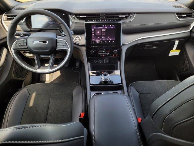 new 2025 Jeep Grand Cherokee L car, priced at $42,995