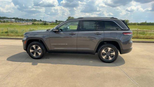 new 2022 Jeep Grand Cherokee 4xe car, priced at $37,995